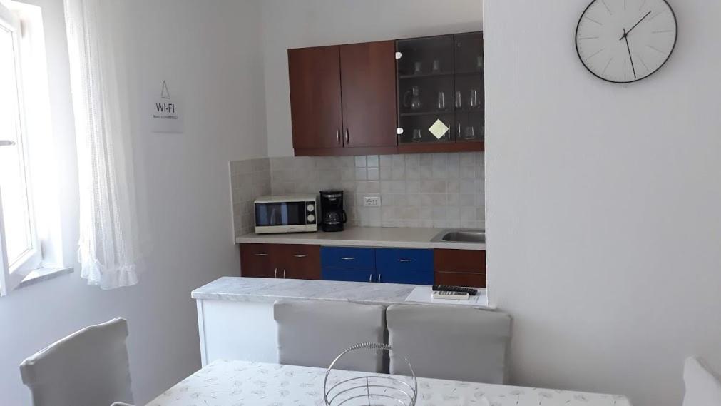 Apartments Rovis Tar-Vabriga Bagian luar foto