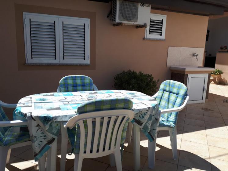 Apartments Rovis Tar-Vabriga Bagian luar foto